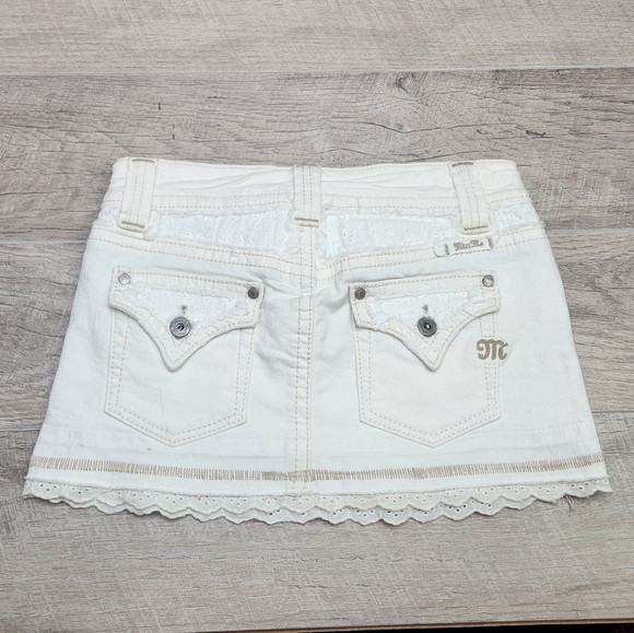 Miss Me Women's Denim MIni Skirt Flap Pockets Eyelet Trim Off White S - Picture 2 of 10